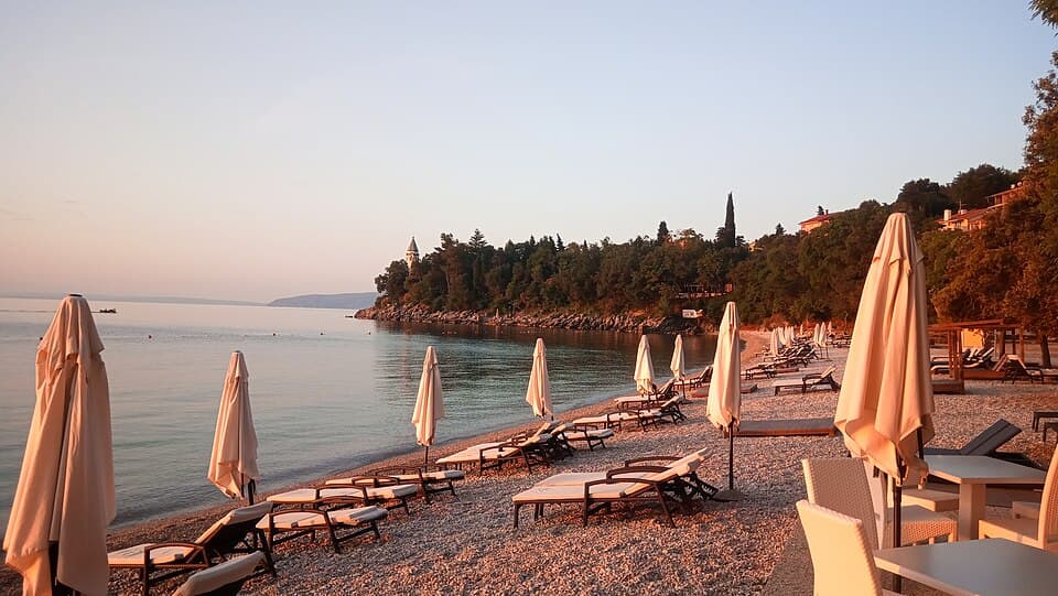 Photos of Medveja - kraj plaže: Medveja 